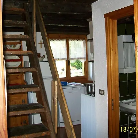 Chalet Perso Nei Boschi Aymavilles